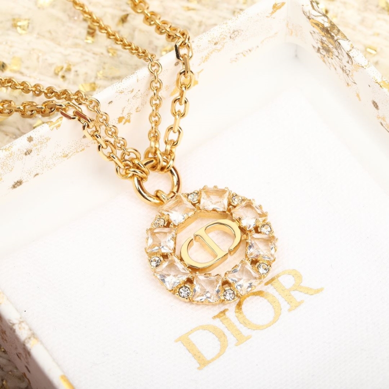 chr1st1an D10r necklaces